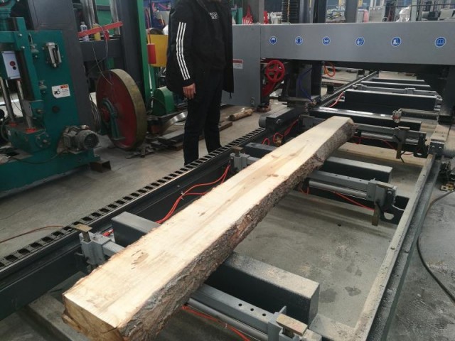 Solide skinner/ rail